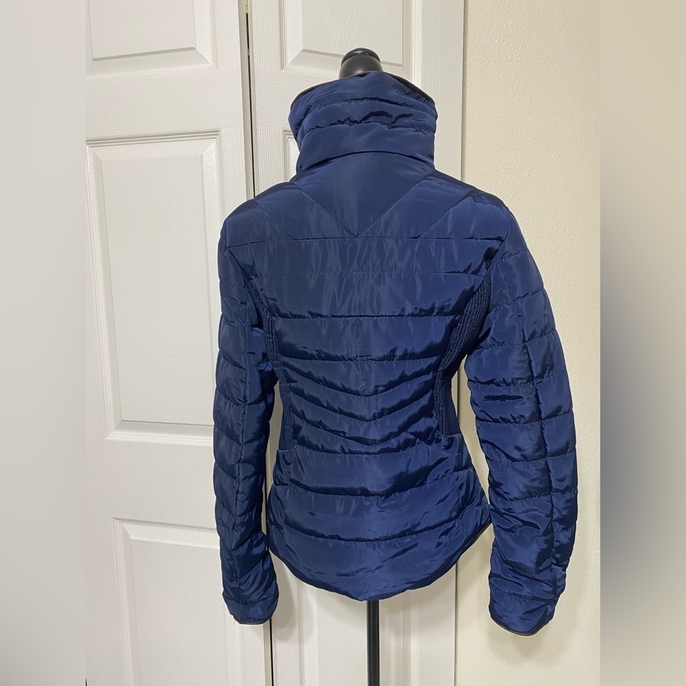 Special One Women's Navy Puffer Jacket size M - Picture 2 of 9